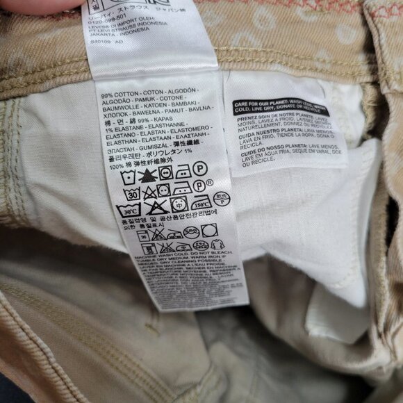 Levi's Tan Beige Mid-Rise 4" Inseam Printed Denim Shorts- Size 4 - Picture 12 of 14